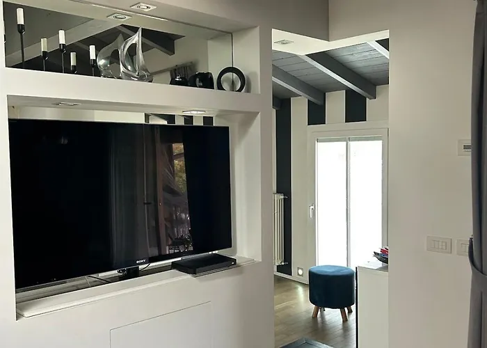 Beautiful Loft In Center Vigevano