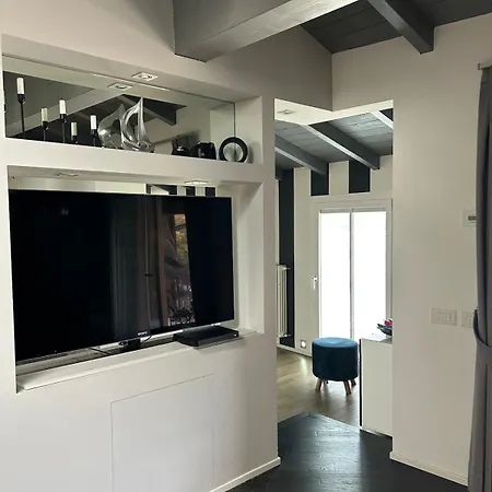 Beautiful Loft In Center Vigevano